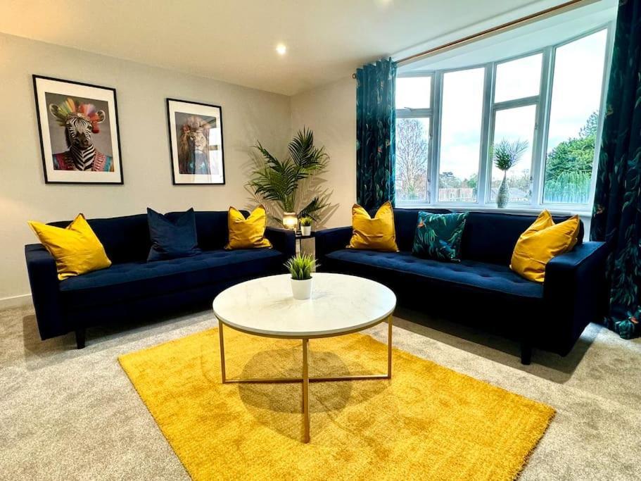 Bournemouth Getaway: 3Br Apartment Near Beach Eksteriør bilde