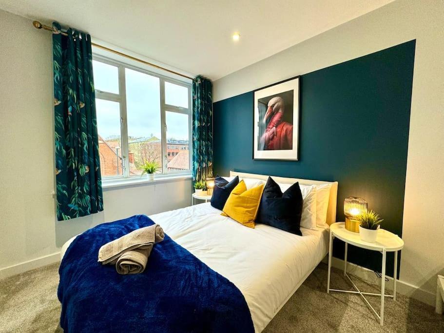 Bournemouth Getaway: 3Br Apartment Near Beach Eksteriør bilde